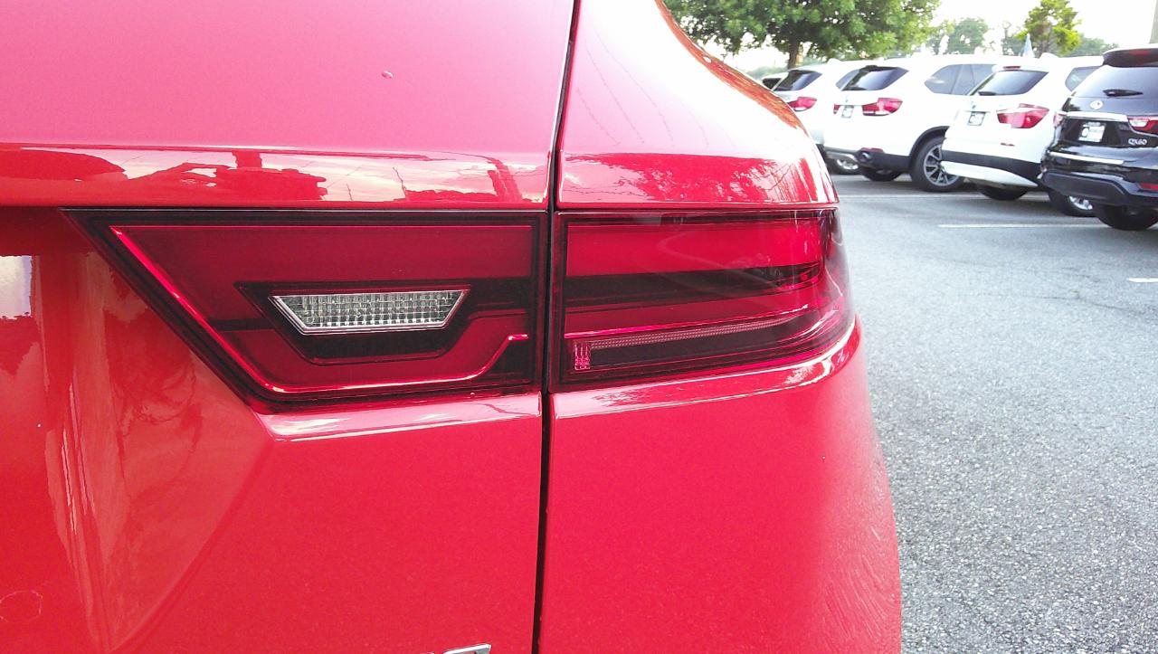 Jaguar E-Pace P250 AWD Checkered Flag Edition 2020