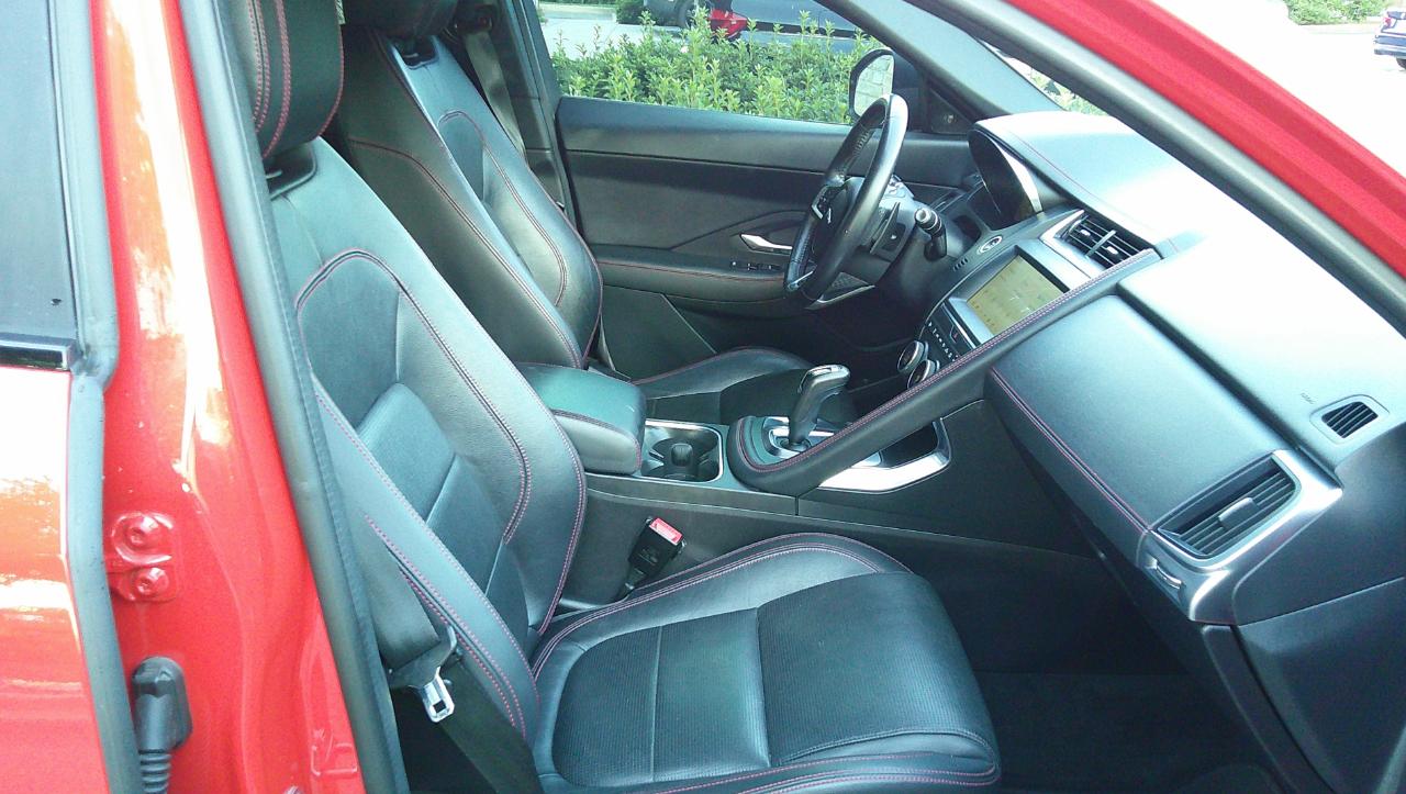 Jaguar E-Pace P250 AWD Checkered Flag Edition 2020