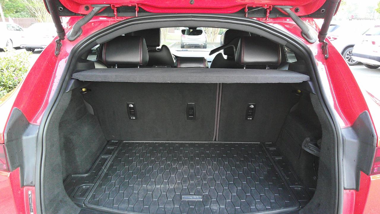 Jaguar E-Pace P250 AWD Checkered Flag Edition 2020