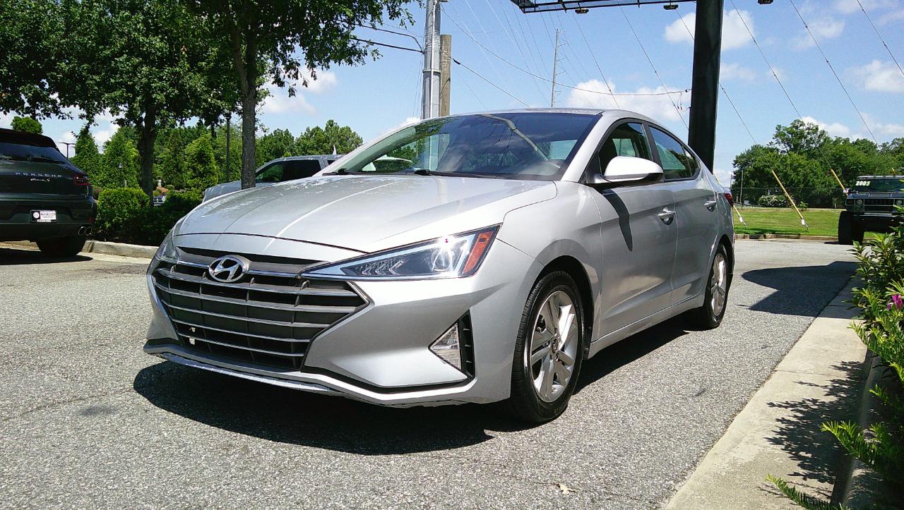 Hyundai Elantra SEL IVT 2020
