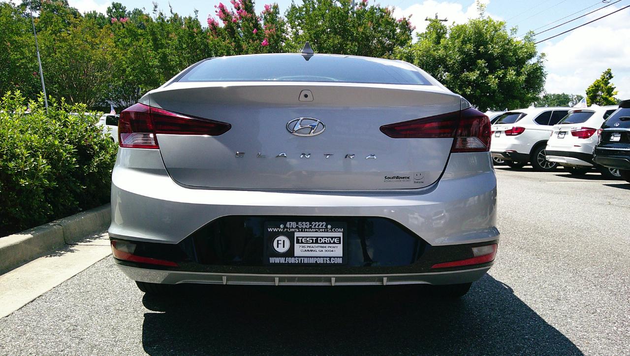 Hyundai Elantra SEL IVT 2020