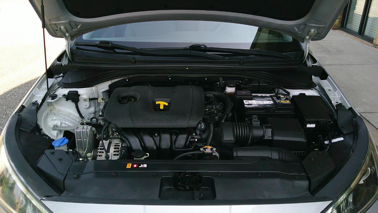 Hyundai Elantra SEL IVT 2020