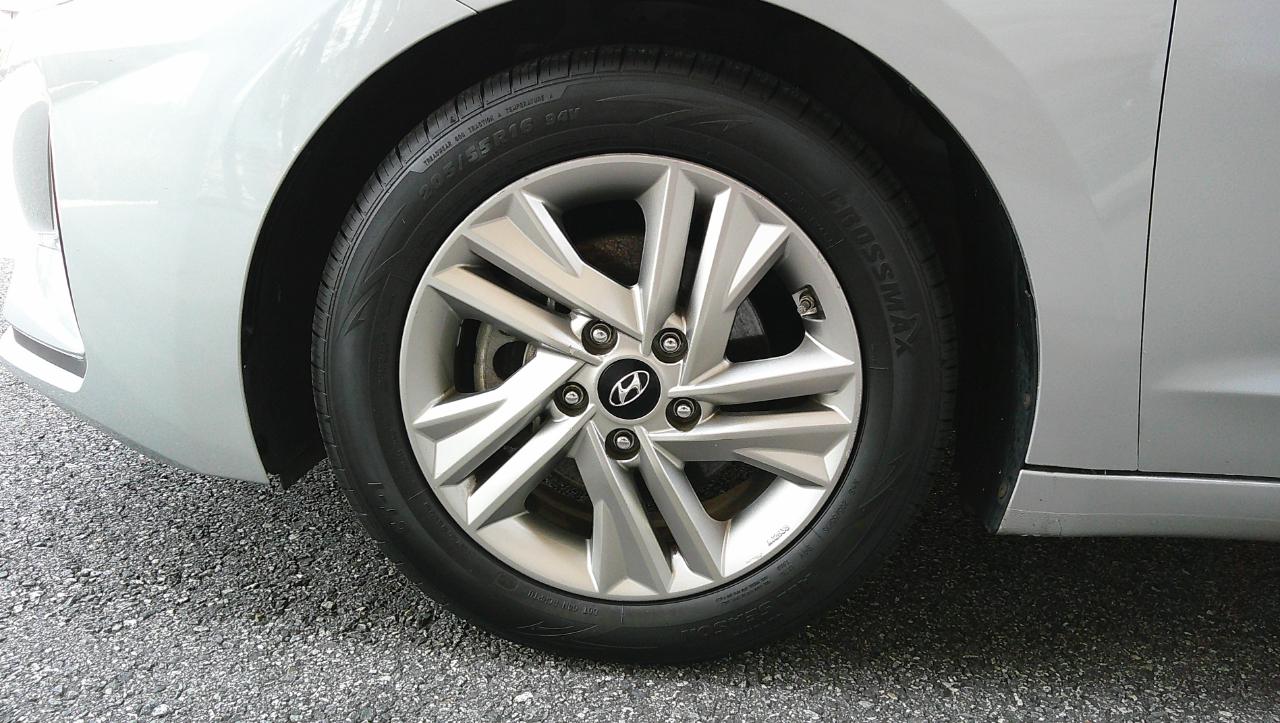 Hyundai Elantra SEL IVT 2020