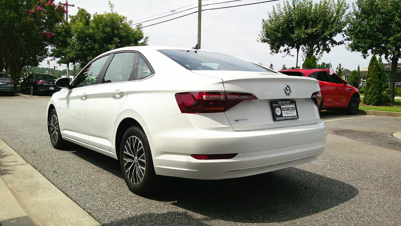 Volkswagen Jetta R-Line Auto w/SULEV 2019