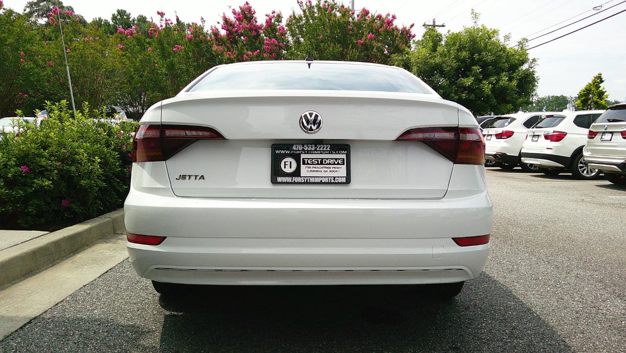 Volkswagen Jetta R-Line Auto w/SULEV 2019