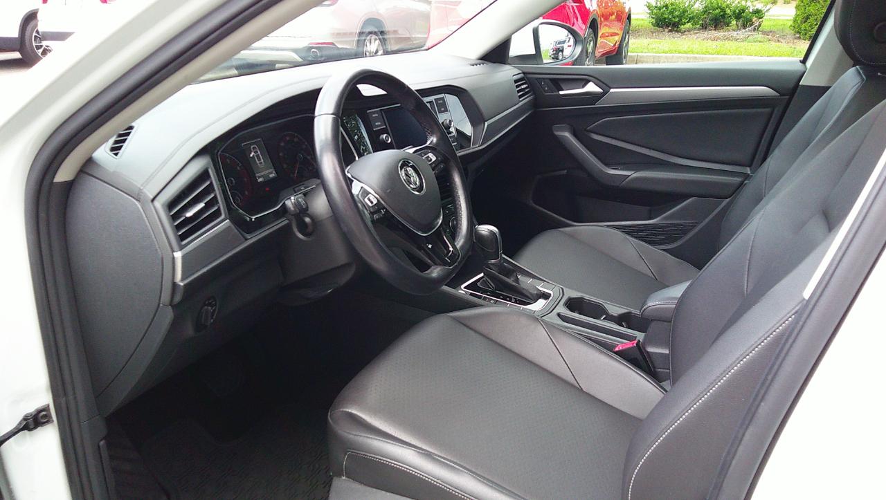 Volkswagen Jetta R-Line Auto w/SULEV 2019