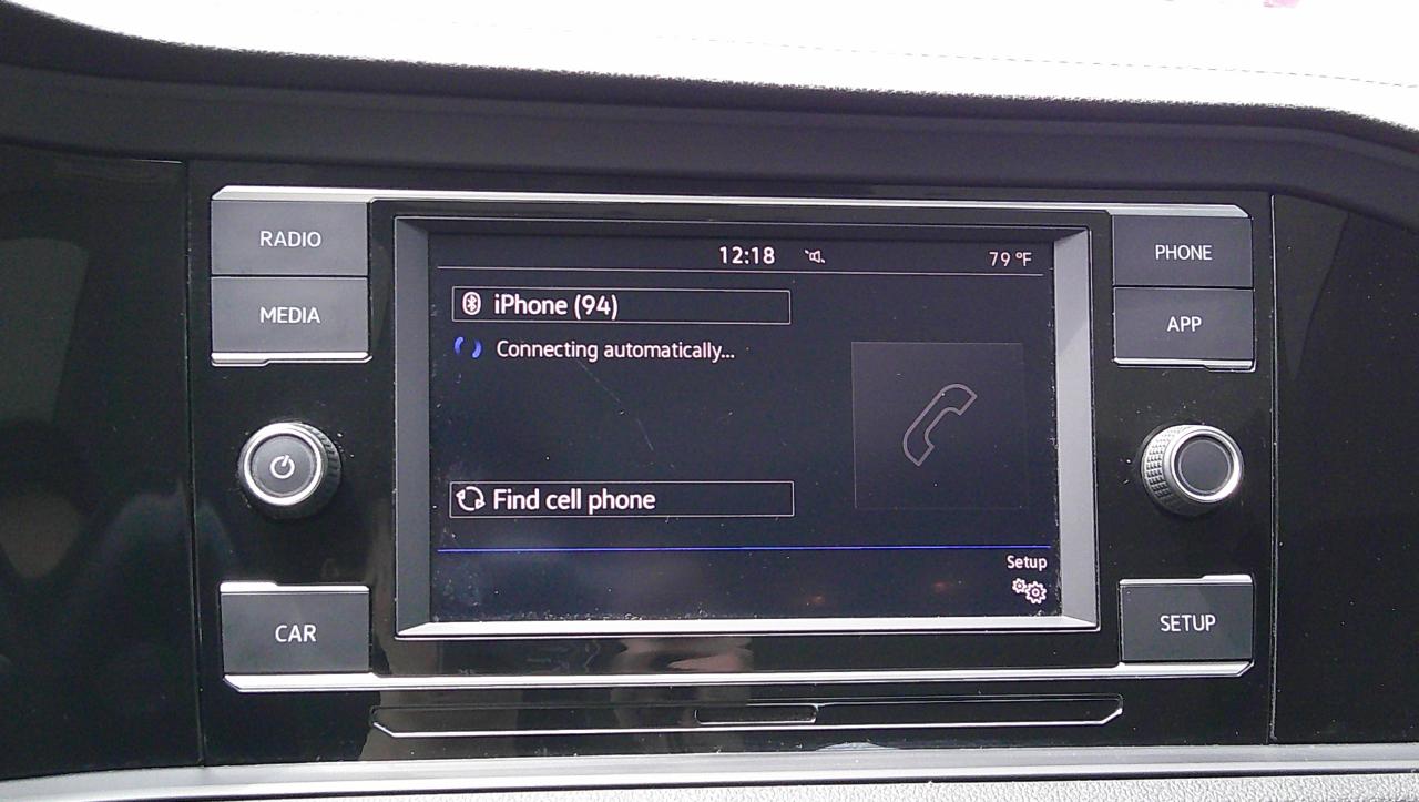 Volkswagen Jetta R-Line Auto w/SULEV 2019