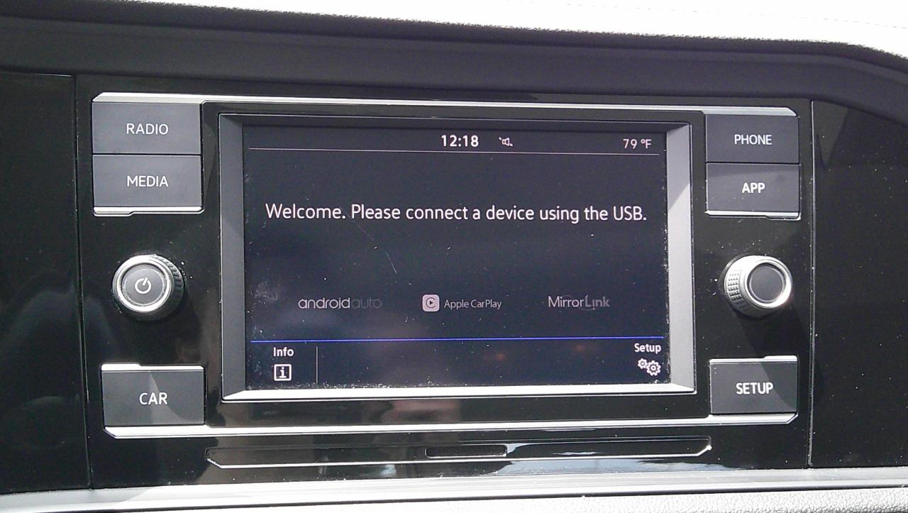 Volkswagen Jetta R-Line Auto w/SULEV 2019