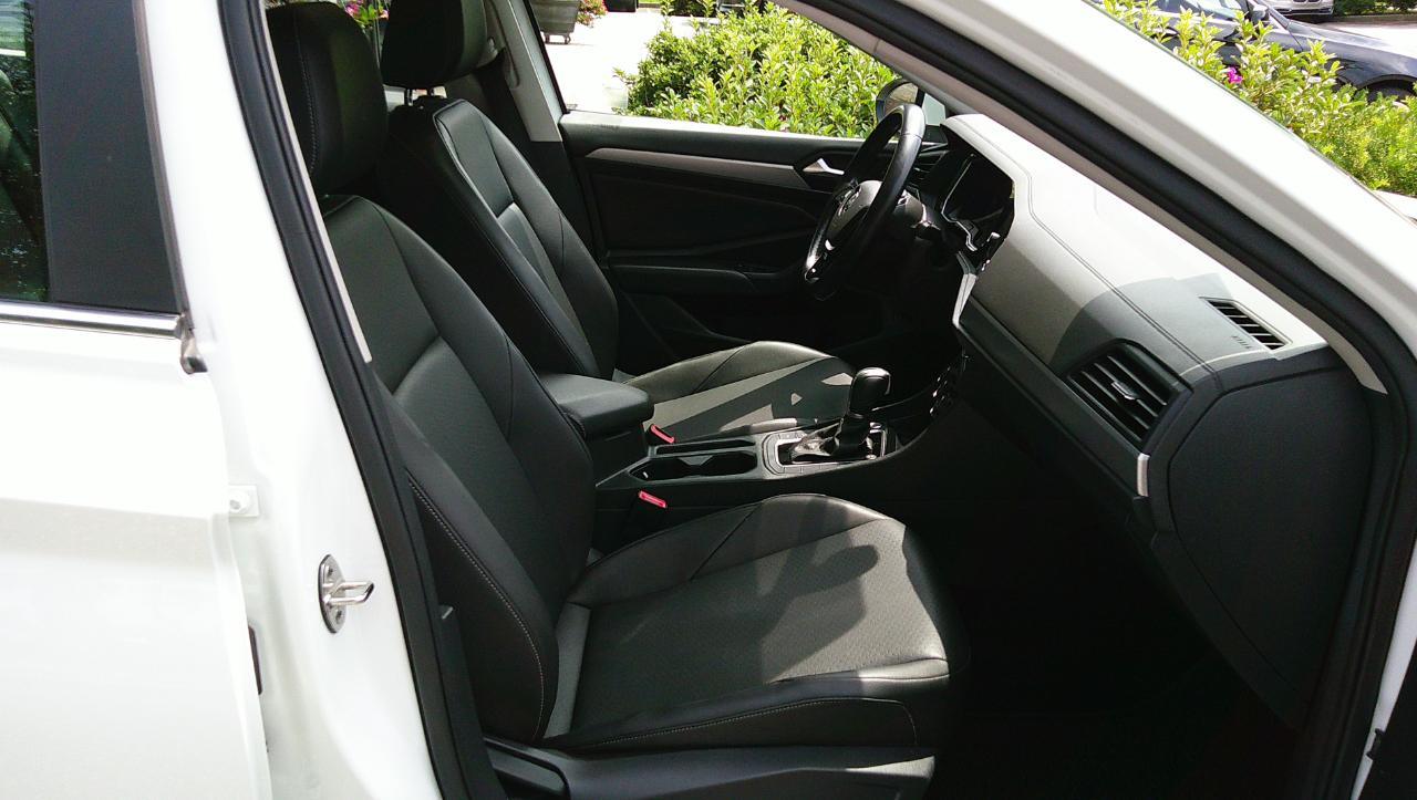 Volkswagen Jetta R-Line Auto w/SULEV 2019