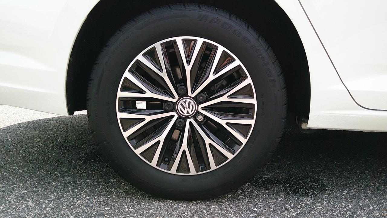 Volkswagen Jetta R-Line Auto w/SULEV 2019