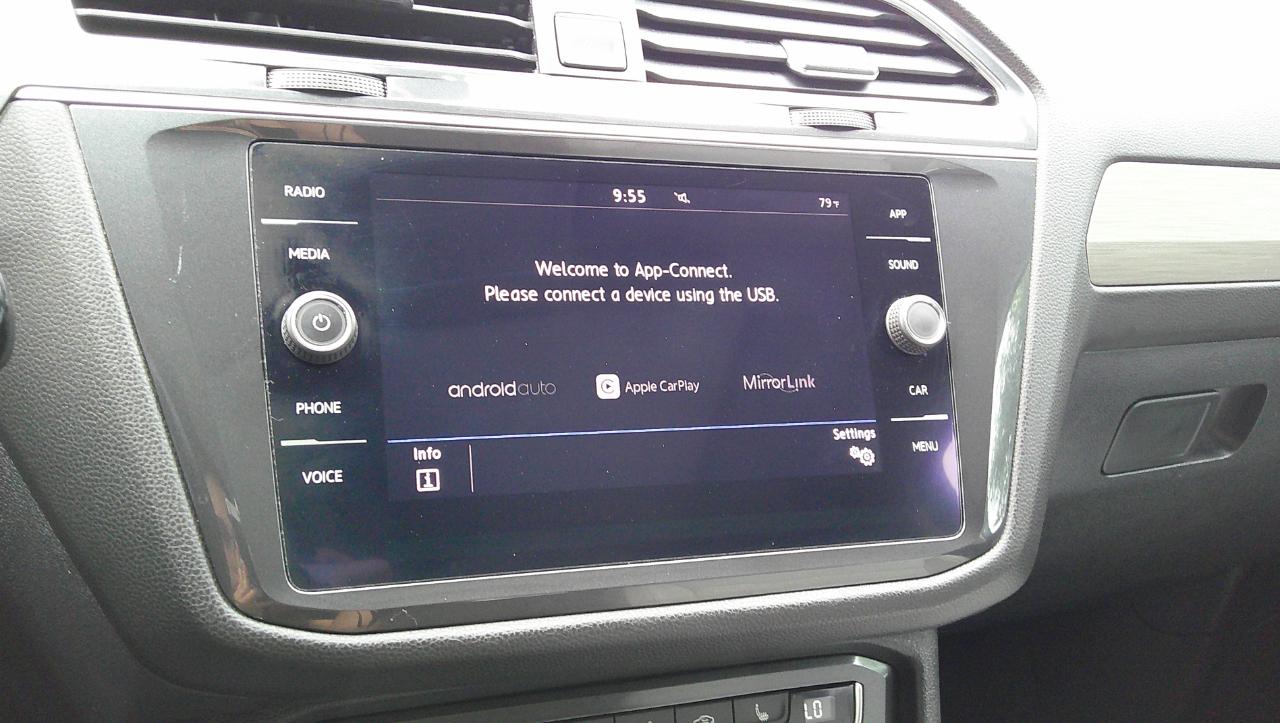 Volkswagen Tiguan 2.0T SEL FWD 2018
