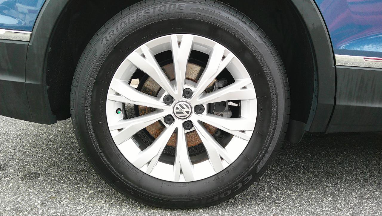 Volkswagen Tiguan 2.0T SEL FWD 2018