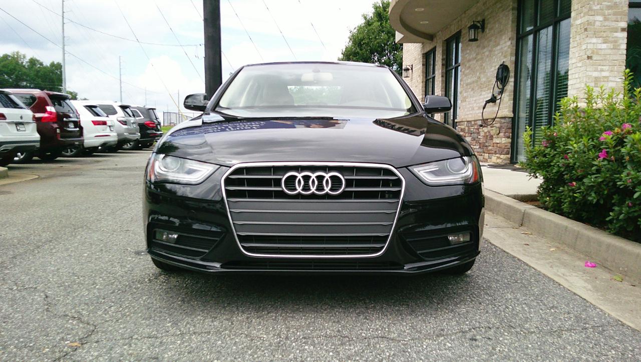 Audi A4 4dr Sdn CVT FrontTrak 2.0T Premium 2013