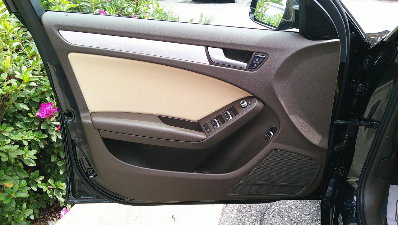 Audi A4 4dr Sdn CVT FrontTrak 2.0T Premium 2013