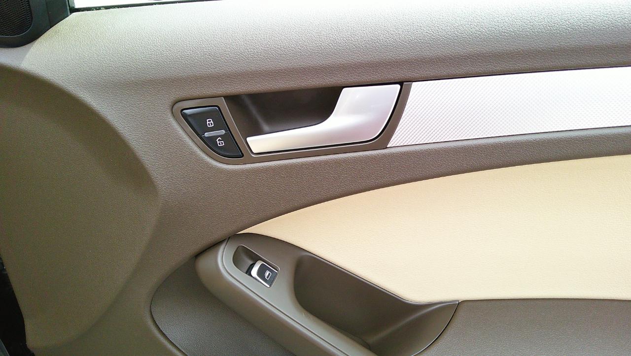 Audi A4 4dr Sdn CVT FrontTrak 2.0T Premium 2013
