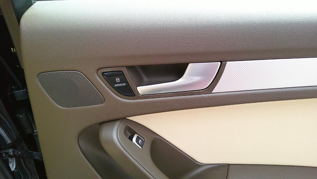Audi A4 4dr Sdn CVT FrontTrak 2.0T Premium 2013