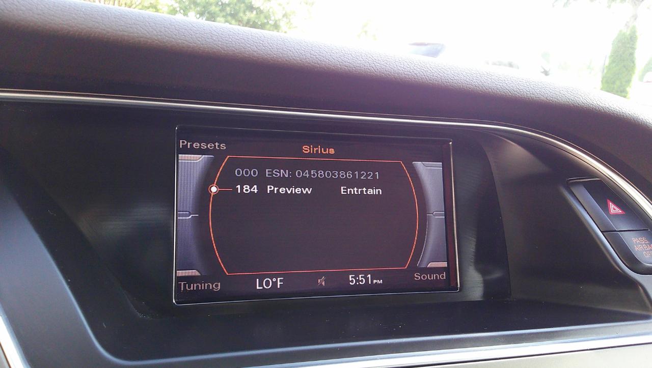 Audi A4 4dr Sdn CVT FrontTrak 2.0T Premium 2013
