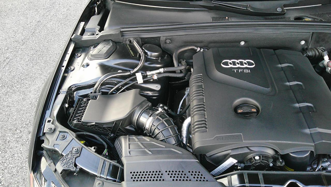 Audi A4 4dr Sdn CVT FrontTrak 2.0T Premium 2013