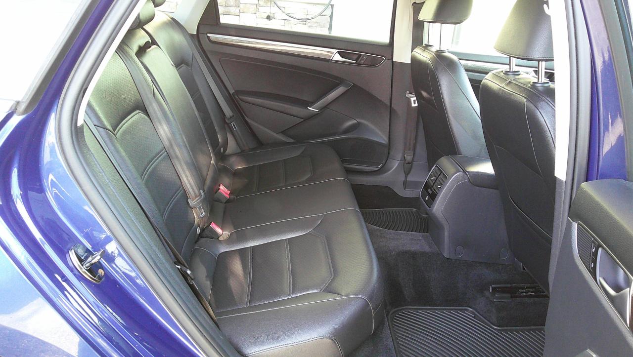 Volkswagen Passat 4dr Sdn 1.8T Auto SE PZEV 2016