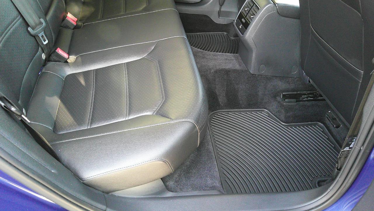 Volkswagen Passat 4dr Sdn 1.8T Auto SE PZEV 2016