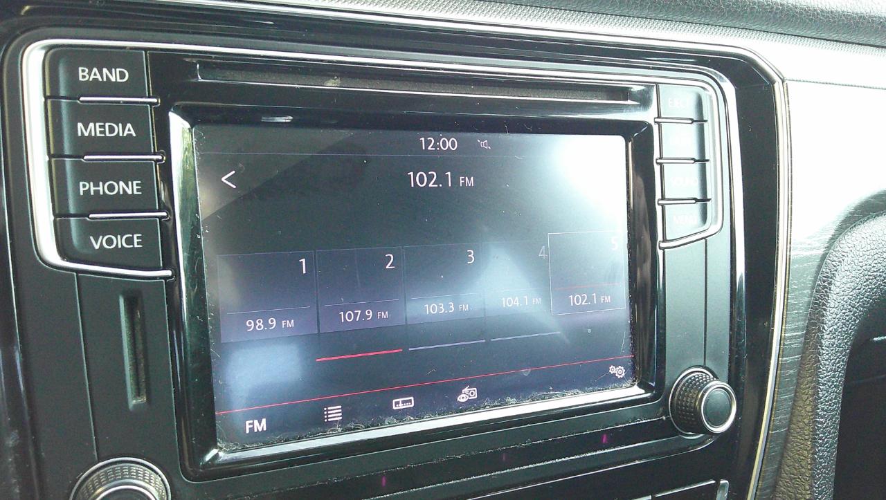 Volkswagen Passat 4dr Sdn 1.8T Auto SE PZEV 2016