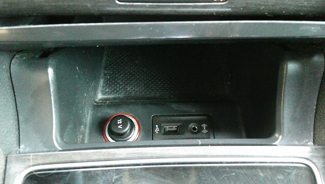 Volkswagen Passat 4dr Sdn 1.8T Auto SE PZEV 2016