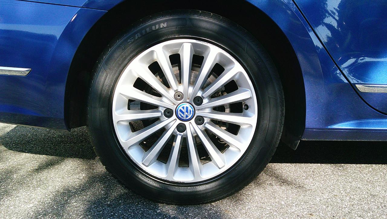 Volkswagen Passat 4dr Sdn 1.8T Auto SE PZEV 2016
