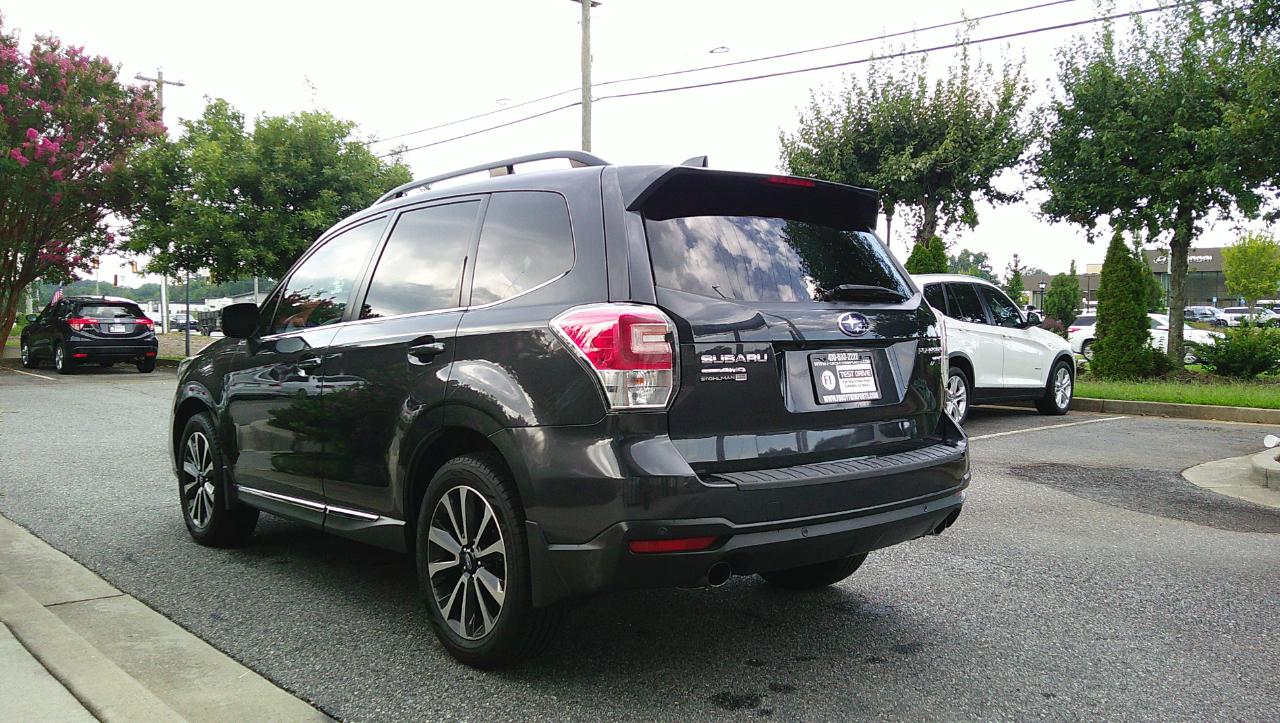 Subaru Forester 2.0XT Touring CVT 2017