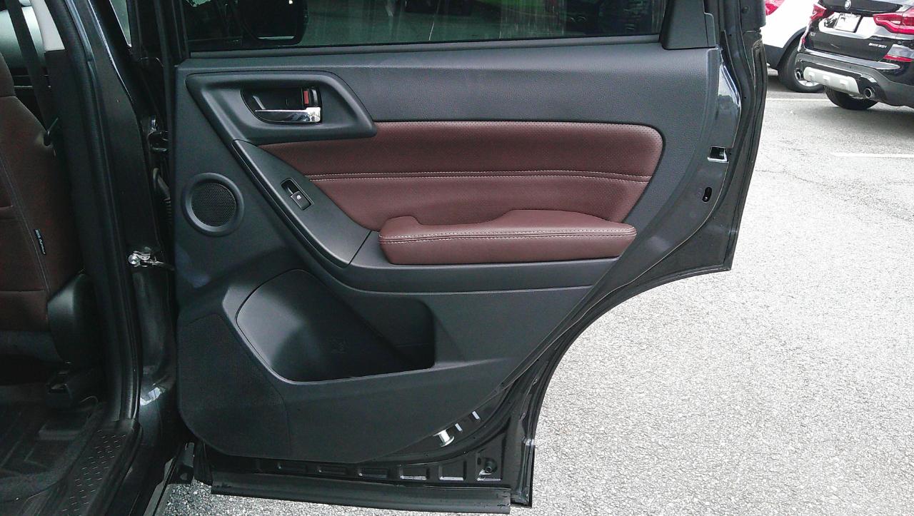 Subaru Forester 2.0XT Touring CVT 2017
