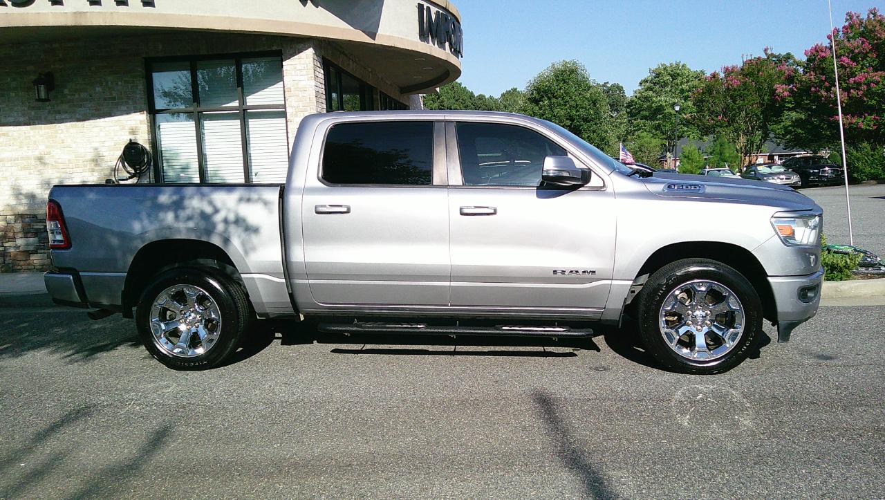 RAM 1500 Big Horn/Lone Star 4x4 Crew Cab 5'7" Box 2019