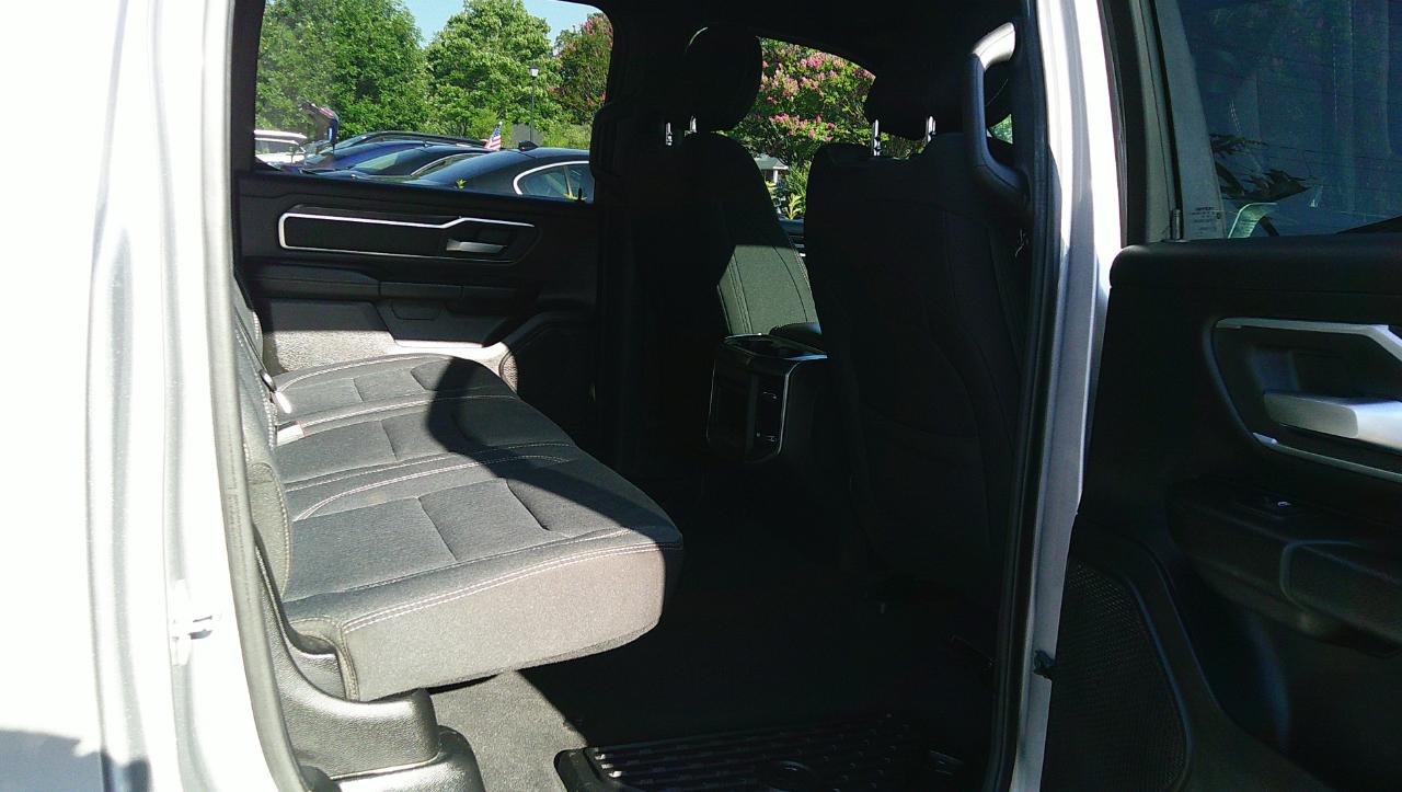 RAM 1500 Big Horn/Lone Star 4x4 Crew Cab 5'7" Box 2019