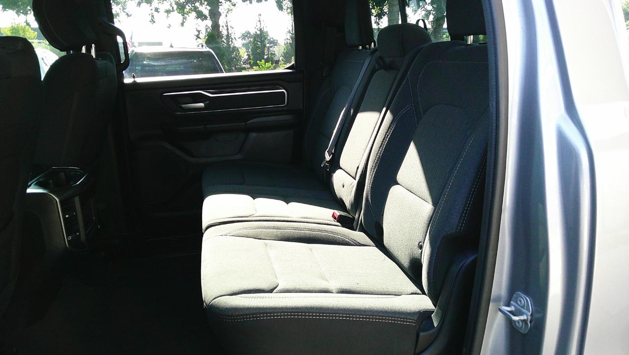 RAM 1500 Big Horn/Lone Star 4x4 Crew Cab 5'7" Box 2019