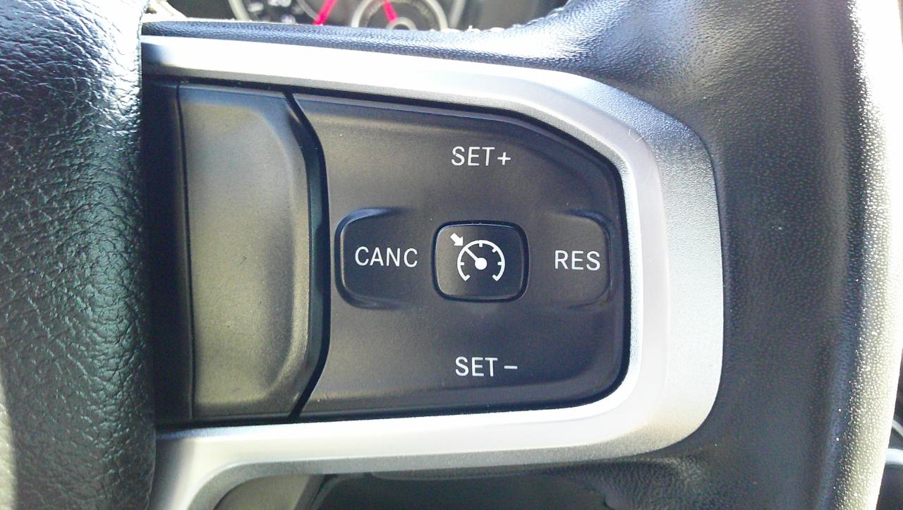 RAM 1500 Big Horn/Lone Star 4x4 Crew Cab 5'7" Box 2019