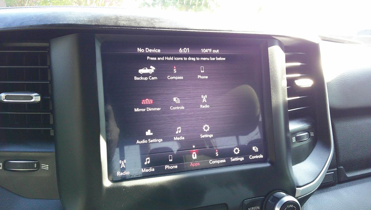 RAM 1500 Big Horn/Lone Star 4x4 Crew Cab 5'7" Box 2019