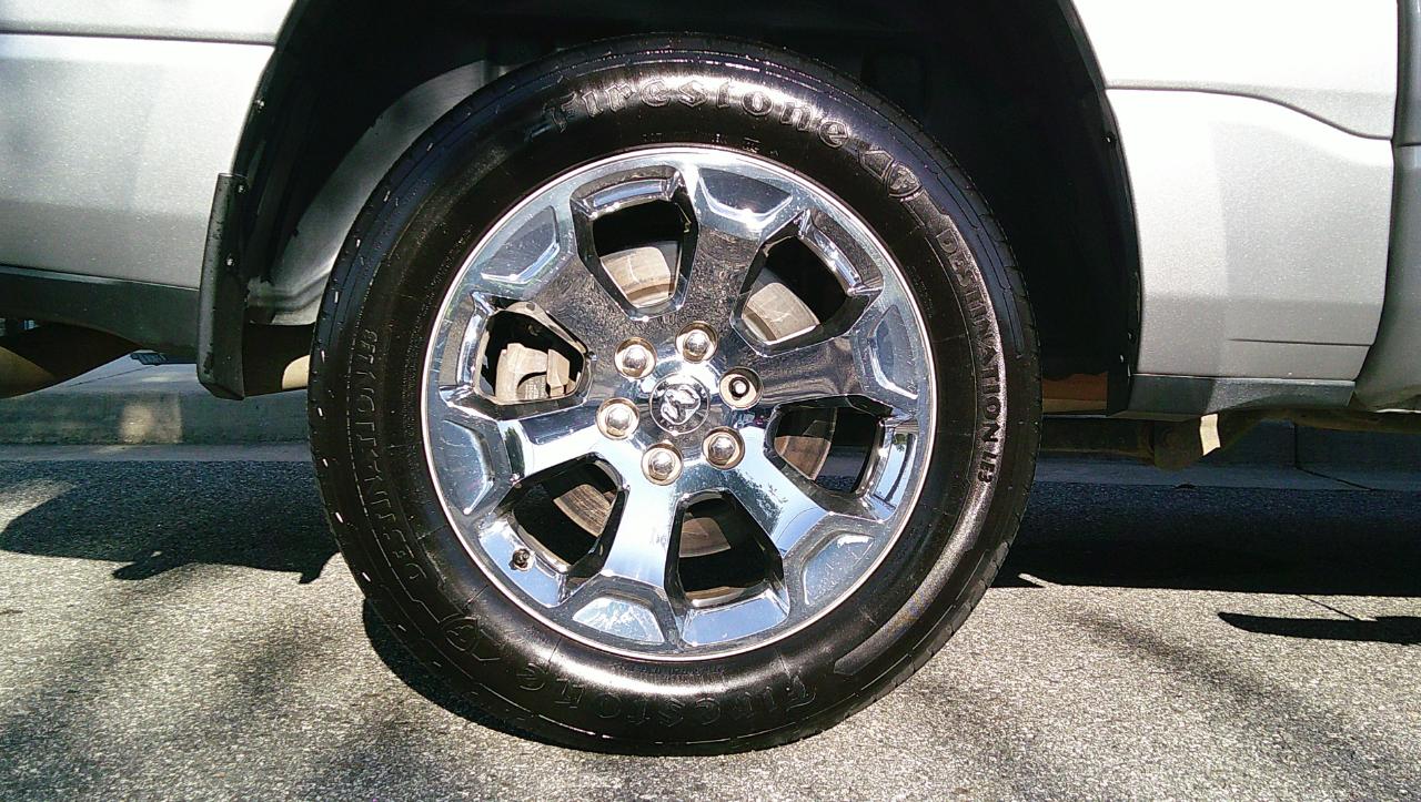 RAM 1500 Big Horn/Lone Star 4x4 Crew Cab 5'7" Box 2019