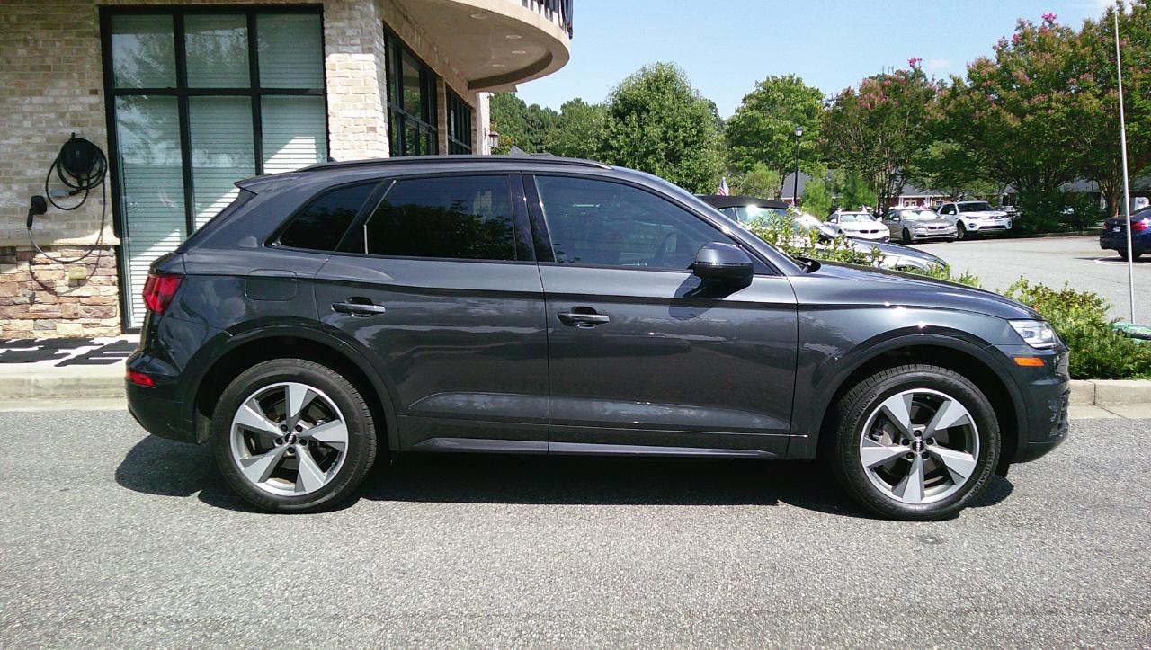 Audi Q5 Titanium Premium 45 TFSI quattro 2020