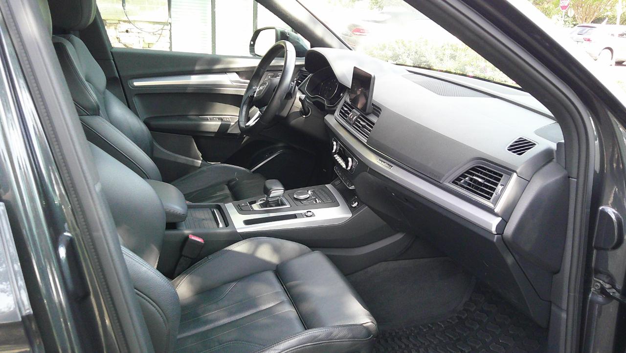 Audi Q5 Titanium Premium 45 TFSI quattro 2020