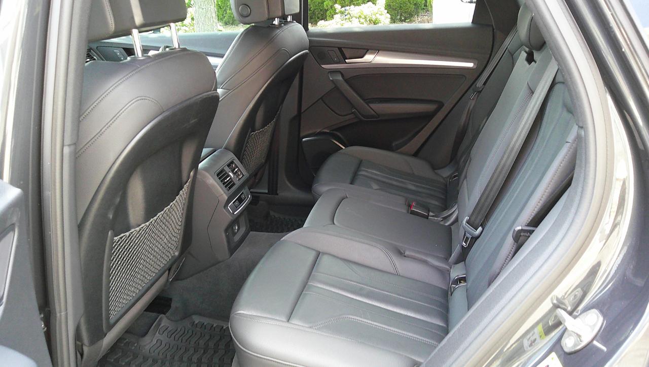 Audi Q5 Titanium Premium 45 TFSI quattro 2020