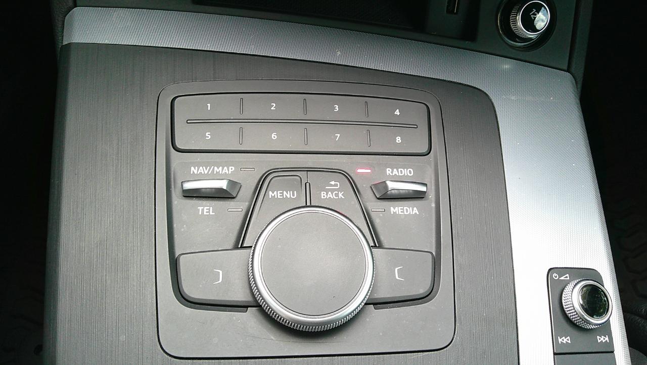 Audi Q5 Titanium Premium 45 TFSI quattro 2020
