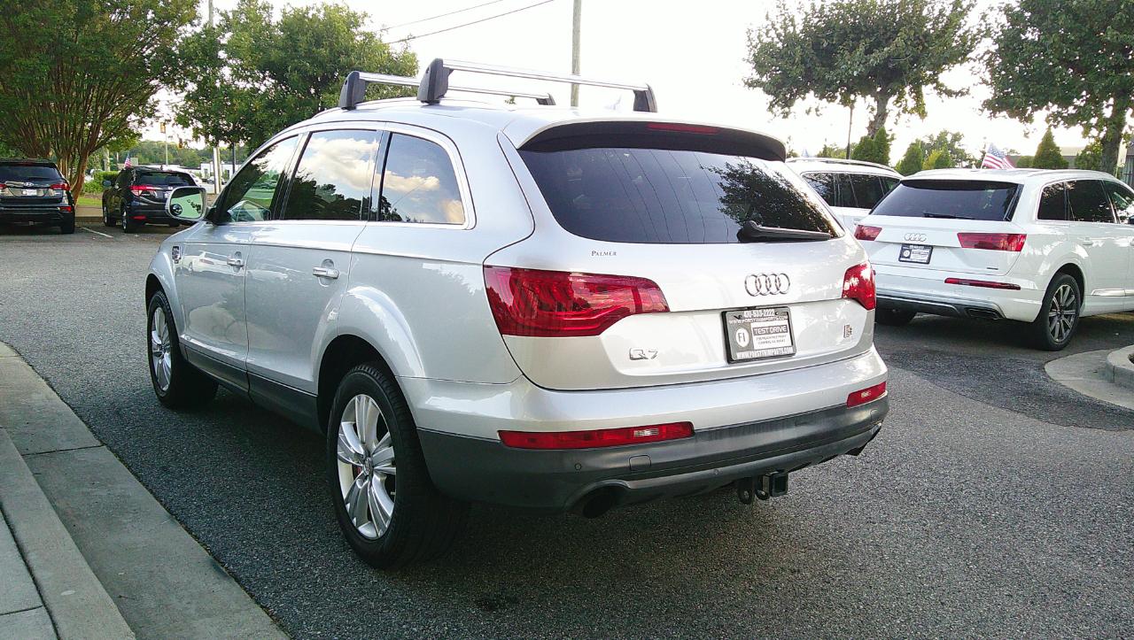 Audi Q7 quattro 4dr 3.0T Premium Plus 2011
