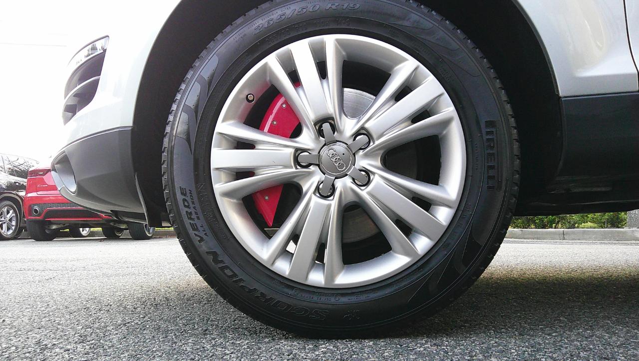 Audi Q7 quattro 4dr 3.0T Premium Plus 2011