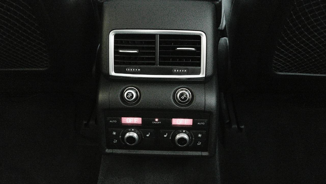 Audi Q7 quattro 4dr 3.0T Premium Plus 2011