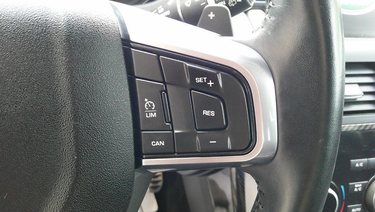 Land Rover Discovery Sport SE 4WD 2018