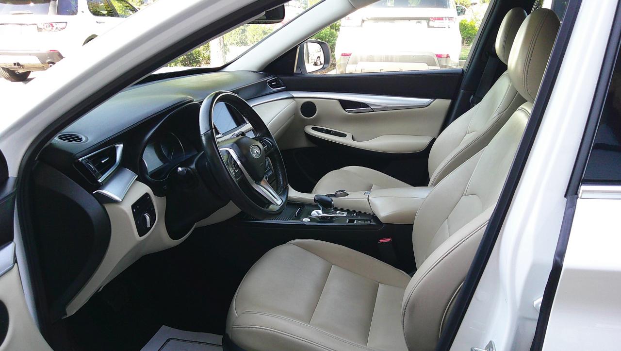 Infiniti QX50 LUXE FWD 2021