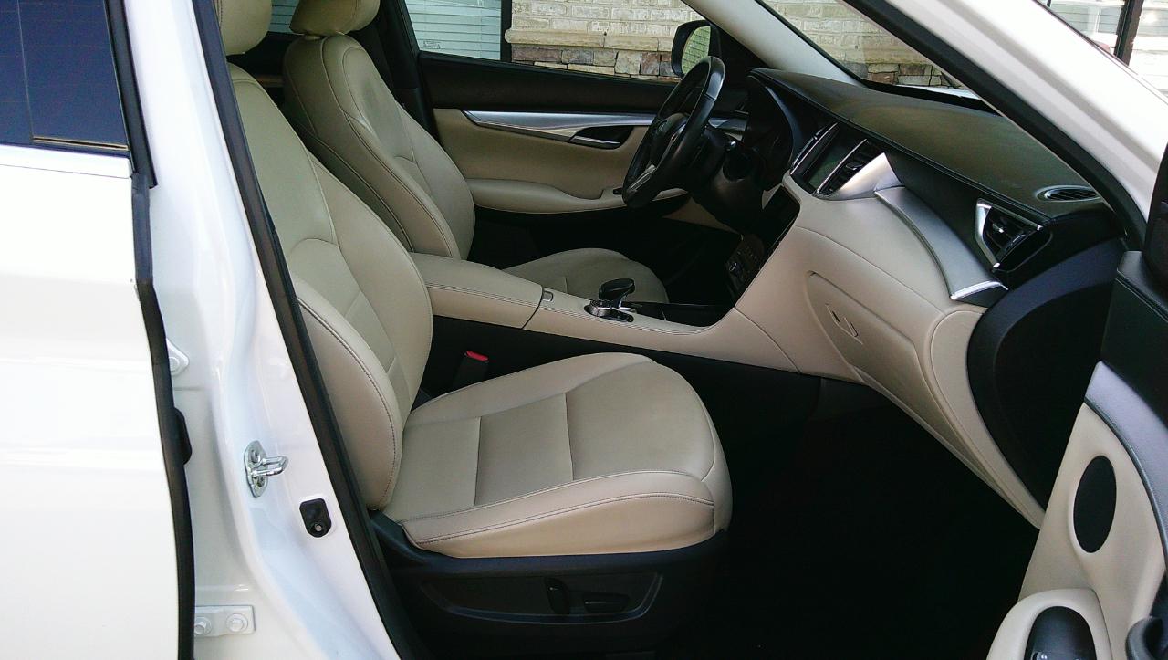 Infiniti QX50 LUXE FWD 2021
