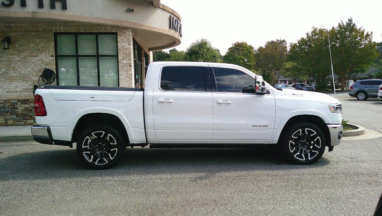 RAM 1500 Longhorn 4x4 Crew Cab 5'7" Box 2025