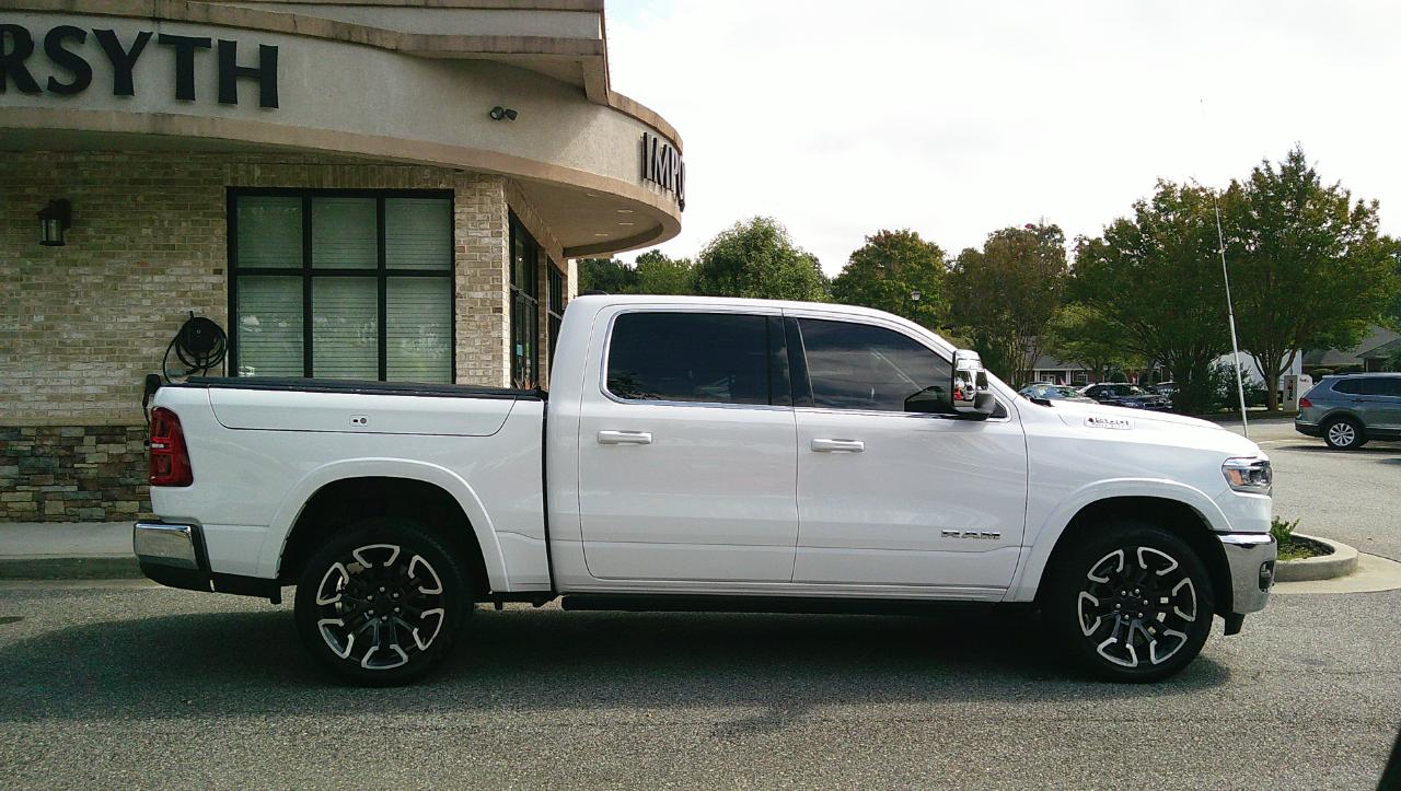 RAM 1500 Longhorn 4x4 Crew Cab 5'7" Box 2025