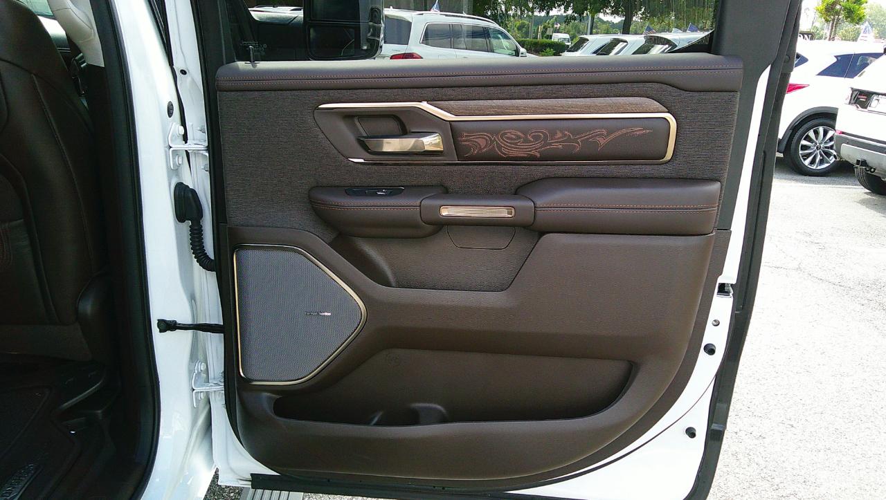 RAM 1500 Longhorn 4x4 Crew Cab 5'7" Box 2025