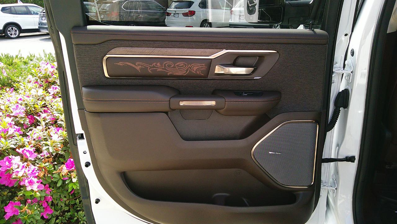 RAM 1500 Longhorn 4x4 Crew Cab 5'7" Box 2025