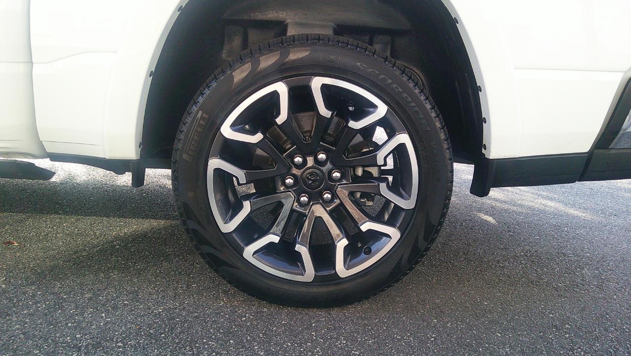 RAM 1500 Longhorn 4x4 Crew Cab 5'7" Box 2025